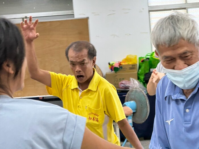 7/23 長輩的獅子臉！圖片