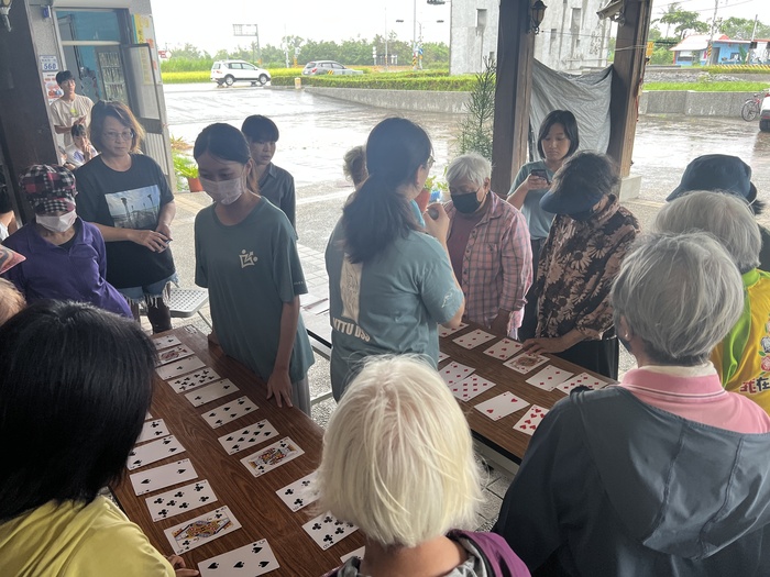 06/04 長輩們選牌時間